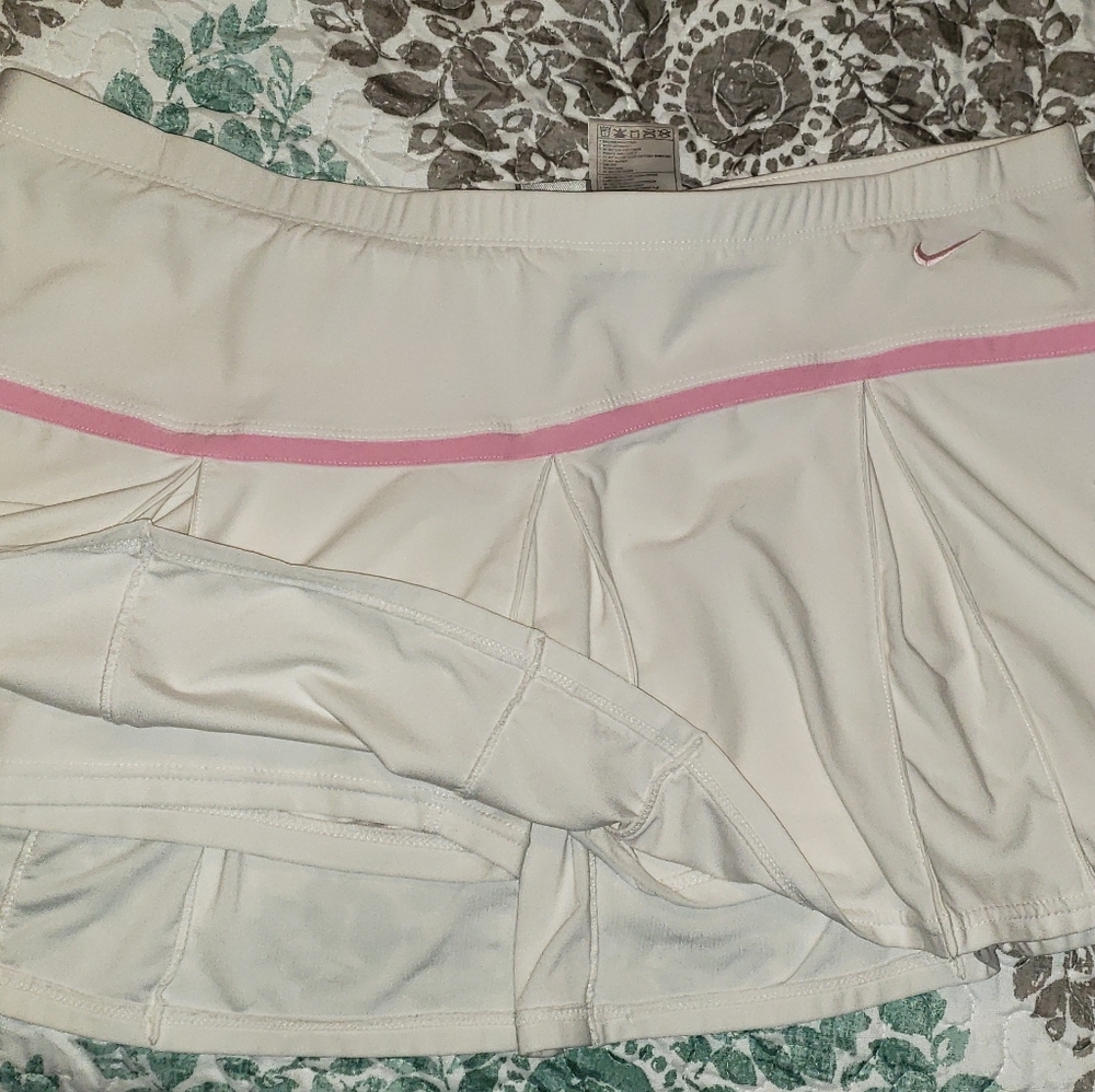 Nike skort